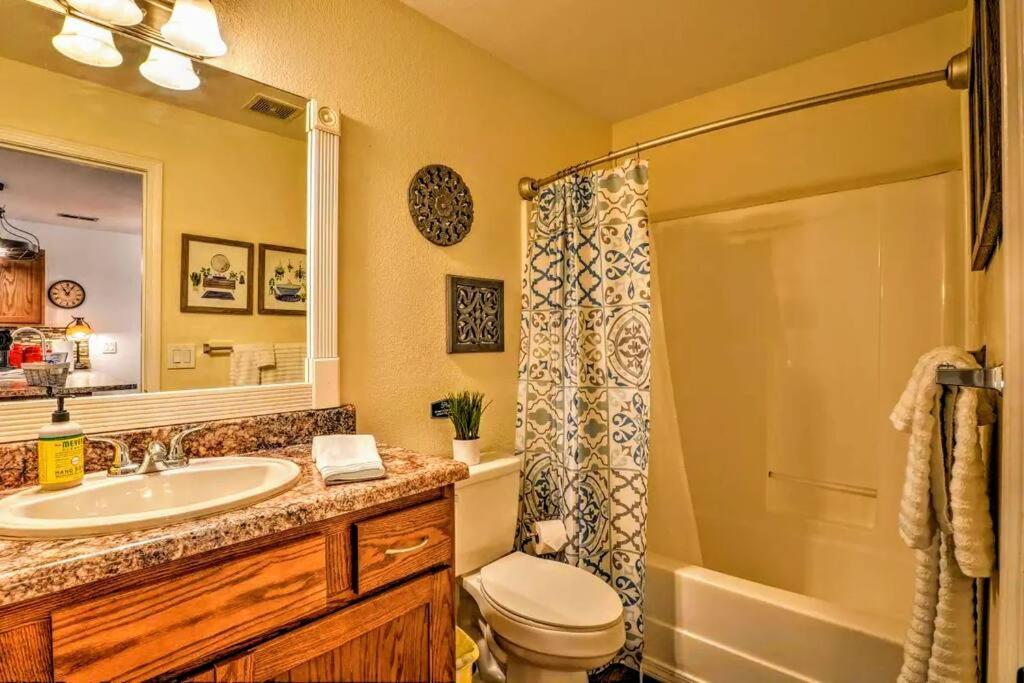 Experience Euphoria At Branson'S Fall Creek Condo Ngoại thất bức ảnh